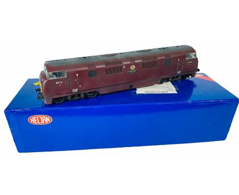 Heljan 'O' Gauge Ref:42121 'Onslaught' Warship Class Diesel Locomotive. Fitted with etched nameplates, numbered to D832 (deca