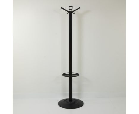 Black plastic coat stand by Michele De Lucchi for Kartell, 1989Zwarte kapstok in kunststof van Michele De Lucchi voor Kartell