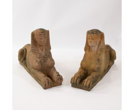 Pair of sphinxes in Impruneta terracotta by Fornace Masini, Italy, 20th centuryKoppel sfinxen in Impruneta terracotta door Fo