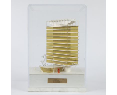 Model BP Building by architect Leon Stijnen, 1960Maquette BP Building door architect Leon Stijnen, 196037.5 x 25 x 25 cm