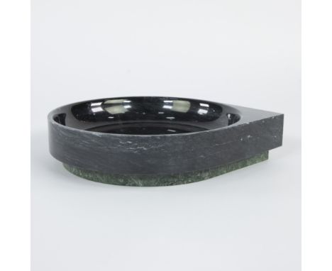 Minimalist marble bowl 'Stilla' by the Danish design label AYTM, marble Verde Alpi / Nero Marquina marble, 2020Minimalistisch