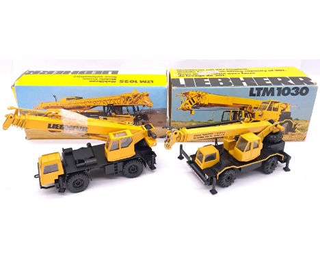 Conrad, a boxed pair of 1:50 scale Mobile Crane models comprising of No.2083 Liebherr LTM 1025 Mobile Crane along with No.207