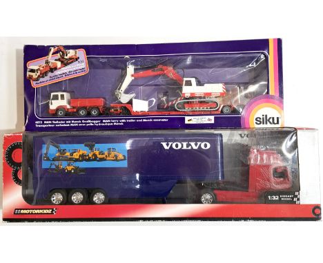 Siku &amp; Motorkidz, a boxed pair of 1:32 &amp; 1:55 scale Commercial models comprising of Siku 4012 MAN Lorry With Trailer 