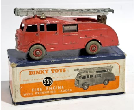 Dinky 555 Fire Engine with Extending Ladder, boxed. Although unchecked for completeness condition generally appears to be Pla