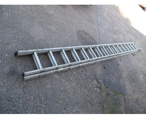 Large alloy ladder H450cm x 2 approx&nbsp;