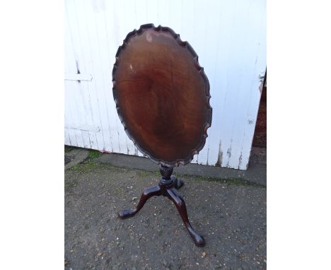 Mahogany tilt-top tripod occasional table with piecrust top and birdcage underneath H70cm Top 66cm approx&nbsp;
