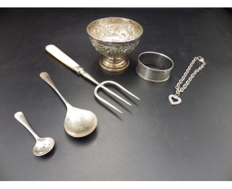 Silver hallmarked pedestal sugar bowl - Sheffield 1928 by Walker &amp; Hall 55g, '925' silver bracelet, a silver napkin ring 
