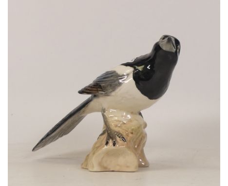 Beswick Model of a Magpie 1025 