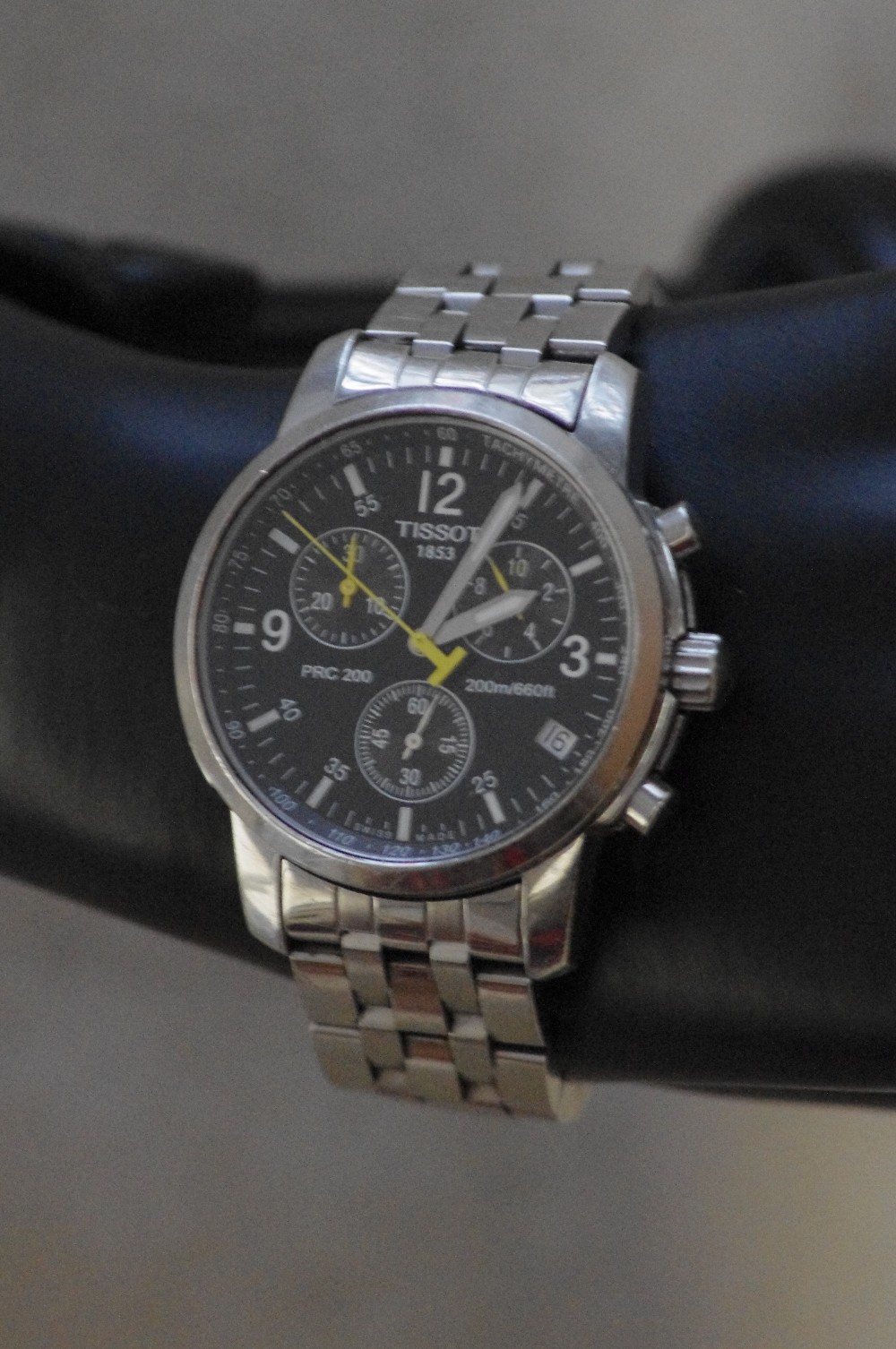 tissot 1853 chronograph 200m 660ft