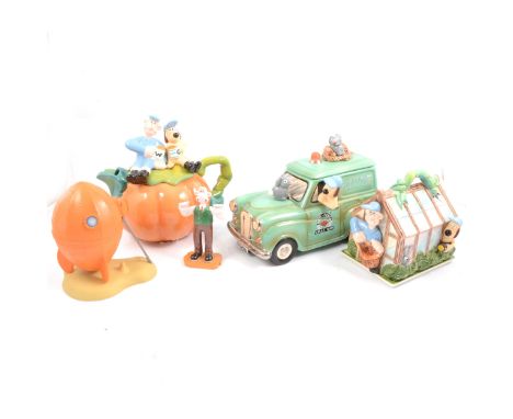 Border Fine Arts 'Wallace and Gromit' cheese dish A6880; pumpkin teapot A6486; and van storage jar A6488; Rocket Musical Box,