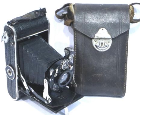 The Original Gauthier folding bellows camera with Pronto lens, cased. P&amp;P Group 1 (£14+VAT for the first lot and £1+VAT f