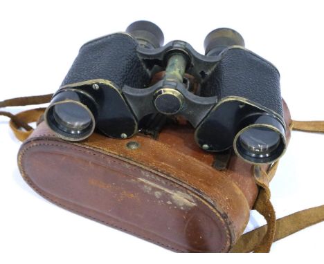 French WWI period pair of field binoculars marked for Hunalex Paris, cased. P&amp;P Group 1 (£14+VAT for the first lot and £1