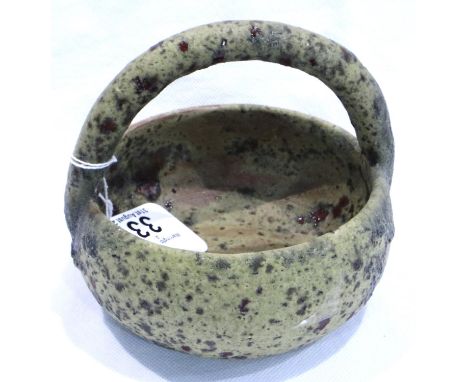 Italian Lava bowl signed to base, D: 10 cm. P&amp;P Group 2 (£18+VAT for the first lot and £3+VAT for subsequent lots) 