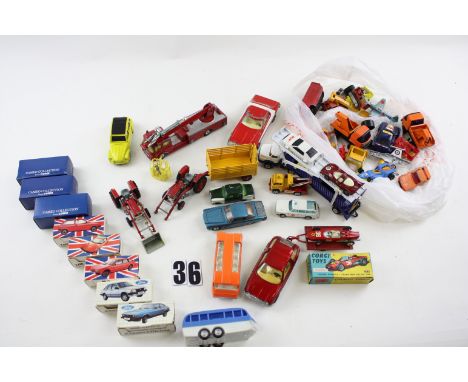 Corgi Toys and Corgi Juniors Cars and Commercials: including 154 Ferrari F1 Racing Car, in original box, unboxed, Pacer, Chry