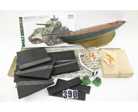 Tri-ang Scalextric Goodwood Chicane Set  and  Pond Yacht: Scalextric T46 Set including  accessories, in original box, Pond Ya