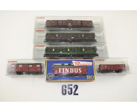 Fleischmann and Rivarossi HO Gauge German Rolling Stock: comprising three vintage clerestory bogie coaches, ref 5800/1/2, two