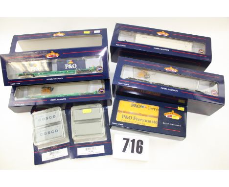 Bachmann OO Gauge Container wagons and spare containers: including six 'runner' wagons in twin packs (some lack original cont