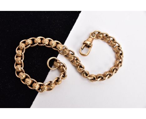 A 9CT GOLD ROLLER BALL BRACELET, textured roller ball links interspaced with plain polished jump rings, fitted with a lobster