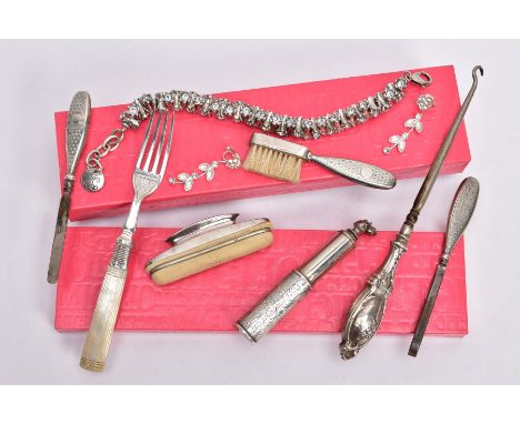 A SELECTION OF SILVER ITEMS, to include a George V silver perfume travel atomiser, engraved foliate design, with a vacant car