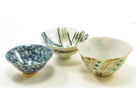 MARIANNE DE TREY (1913-2016) for Shinners Bridge Pottery; a porcelain bowl with altered rim covered in off white glaze with i