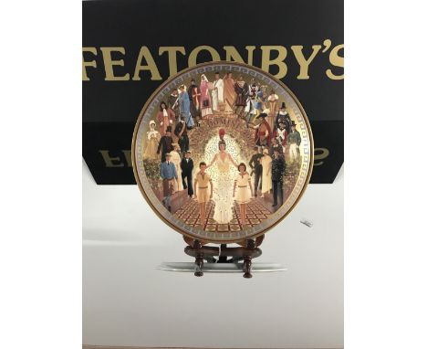 ROYAL WORCESTER LTD ED. PLATE NO. 1076 OF 2000 TITLE 'HAPPY & GLORIOUS' ANNO DOMINI 2000, 29CM DIAMETER.
