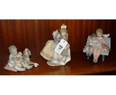 Three boxed Lladro figure groups, depicting New Play Mates 5456, Surrounded by Love 06446 and Amiguita Carinosa 5720 (3) COND