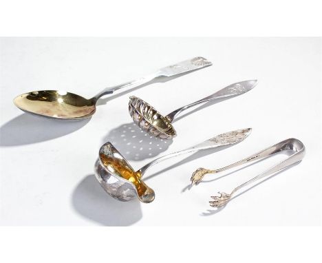 Finnish silver, to include a table spoon, a ladle, a sifter and a pair of tongs, marked 815H, total weight 5oz, (4)