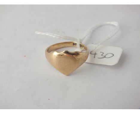 9ct. signet ring , size S, 4.7g.      