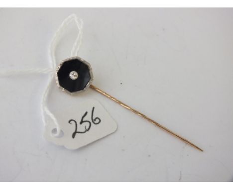 18ct gold onyx &amp; diamond stick pin     