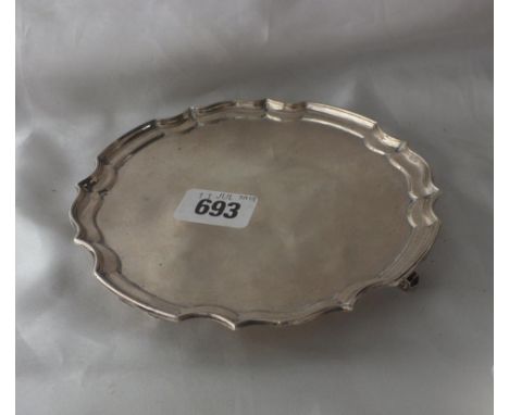Pie crust waiter, 6" dia. Shef 1930 by GD &amp; S 185g.  