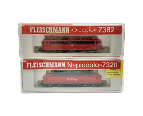 Fleischmann 'N' gauge 'Piccolo' - two double pantograph locomotives Nos.7320 and 7382; both boxed (2)Condition Report:Virtual