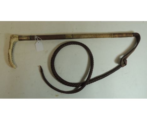 A gents hunting crop with antler handle