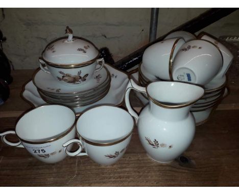 Royal Copenhagen "Brown Rose" pattern, 6 persons tea set, 22 pieces to include sugar basin with lid, milk jug, saucers, cups,