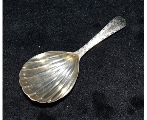 A SILVER CADDY SPOON Partial hallmark, length approx. 9cm