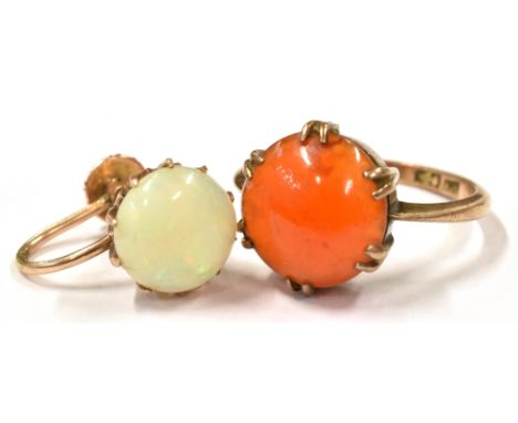 A 9CT GOLD ORANGE GLASS BOULE RING Together with a single 9ct gold opal screw on earring, the ring set with a central orange 