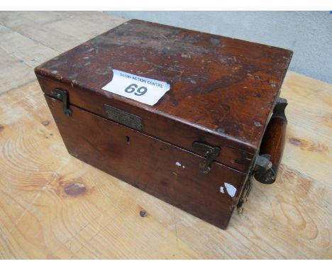  Sale Item:    MCINNES-DOBBIE STEAM ENGINE INDICATOR (AF)  Vat Status:   No Vat   Buyers Premium:  This lot is subject to a B