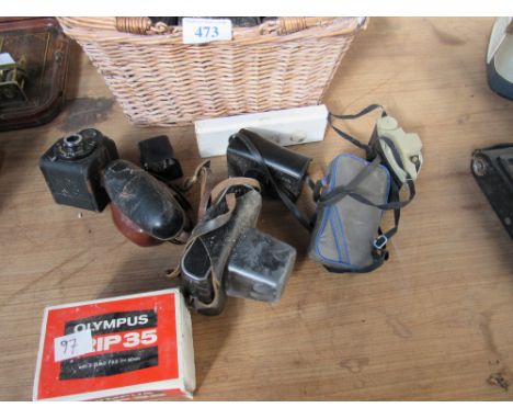  Sale Item:    BOX CAMERAS (AF)   Vat Status:   No Vat   Buyers Premium:  This lot is subject to a Buyers Premium of 15% + Va