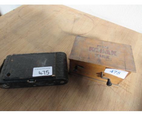  Sale Item:    CAMERA & FILM KODAK TANK (AF)   Vat Status:   No Vat   Buyers Premium:  This lot is subject to a Buyers Premiu