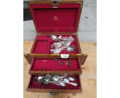  Sale Item:    CANTEEN CUTLERY (AF)   Vat Status:   No Vat   Buyers Premium:  This lot is subject to a Buyers Premium of 15% 