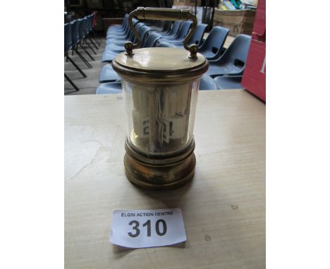 Sale Item:    DESK CALENDAR (AF)   Vat Status:   No Vat   Buyers Premium:  This lot is subject to a Buyers Premium of 15% + 