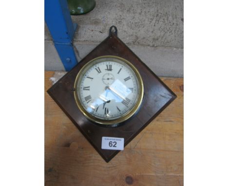  Sale Item:    BRASS SHIPS CLOCK   Vat Status:   No Vat   Buyers Premium:  This lot is subject to a Buyers Premium of 15% + V