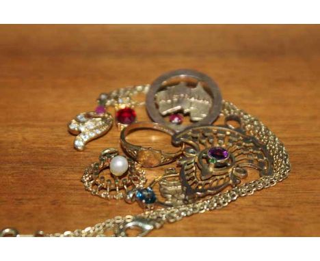 LOT OF GOLD AND OTHER JEWELLERY 
including gold pendant, rolled gold ring, chains, etc 