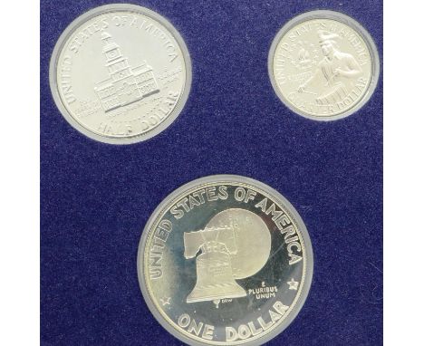 1976 USA Bicentennial silver proof three-coin set, cased with certificate. P&amp;P Group 1 (£14+VAT for the first lot and £1+