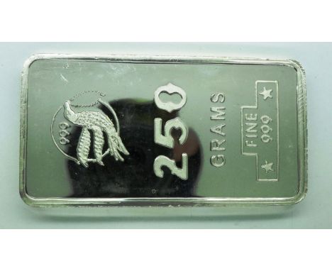 Silver bullion quarter kilogram ingot of 999 fine silver. P&amp;P Group 0 (£5+VAT for the first lot and £1+VAT for subsequent