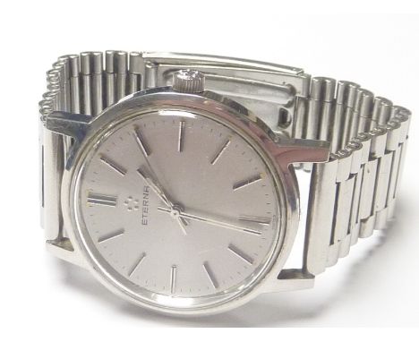 Gent's Eterna stainless steel bracelet watch (manual) cased. Condition Report. Going. 30mm dial