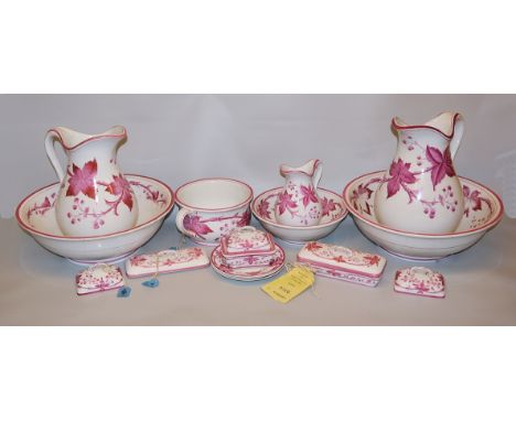 Vielteilige Waschgarnitur aus der Großherzoglichen Sammlung Baden, Sotheby´s 1995Erworben auf der Sotheby´s Auktion Schloss B