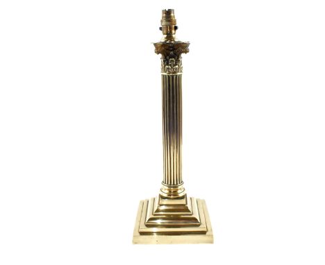 A large Edwardian Corinthian column Brass table lamp on stepped square base, 18" tall