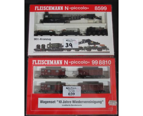Fleischmann N gauge Piccolo Wagenset 998810, together with a Fleischmann N gauge Piccolo 90T- Kranzug, 8599. Both in original