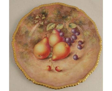 A Royal Worcester plate, with a gadroon border decorated with hand painted fruit by Freeman, diameter 10.5ins - Good conditio