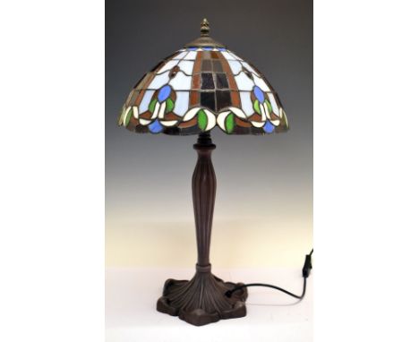 Modern Tiffany-style table lamp, 61cm high  